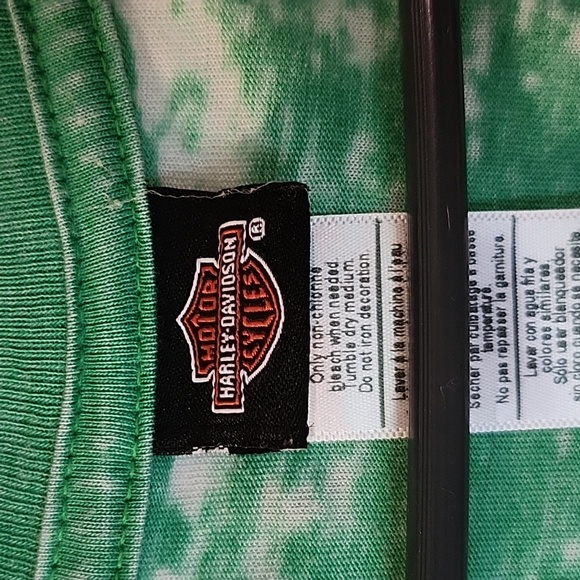 Green V-neck Harley Davidson shirt - Picture 2 of 3